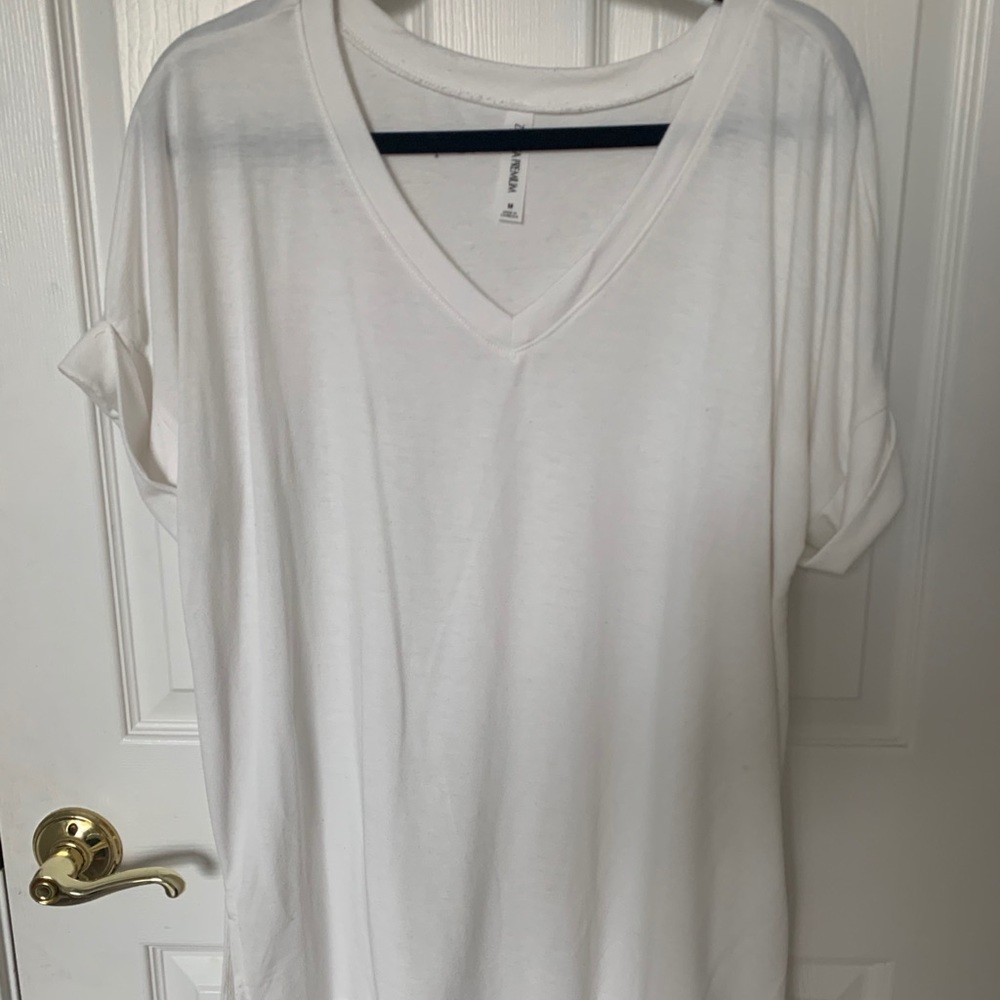 Oversized V-neck T shirt